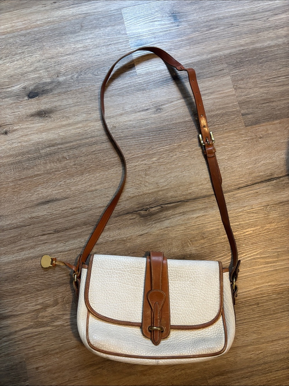Vintage Dooney & Bourke White Pebbled Crossbody Bag